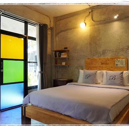 The Picturebook Guesthouse Mae Sot Exterior foto