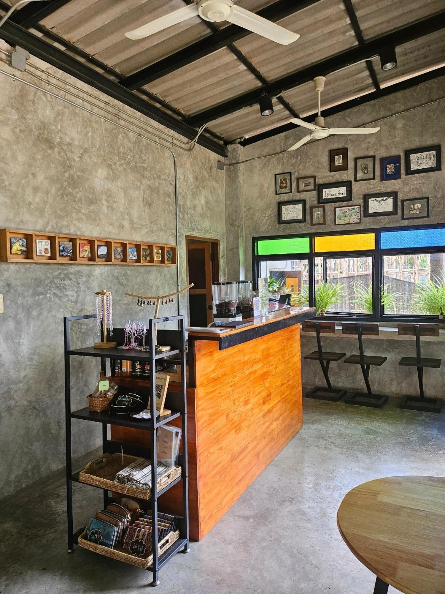 The Picturebook Guesthouse Mae Sot Exterior foto